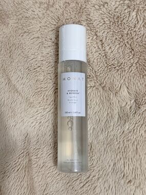 Monat Hydrate & Refresh Face Makeup Primer & Setting Spray